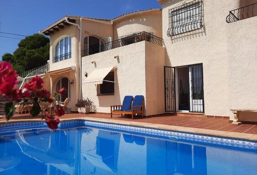 Casa Carolina By Aldertons