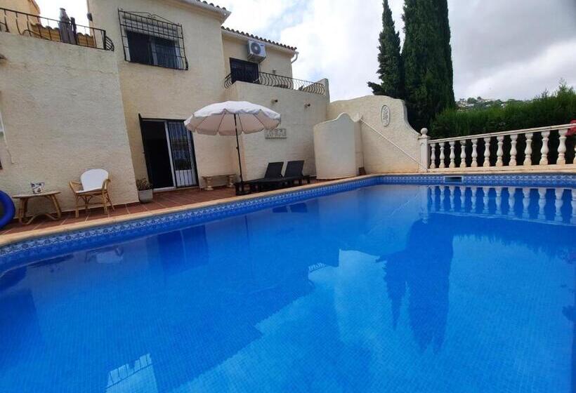 Casa Carolina By Aldertons