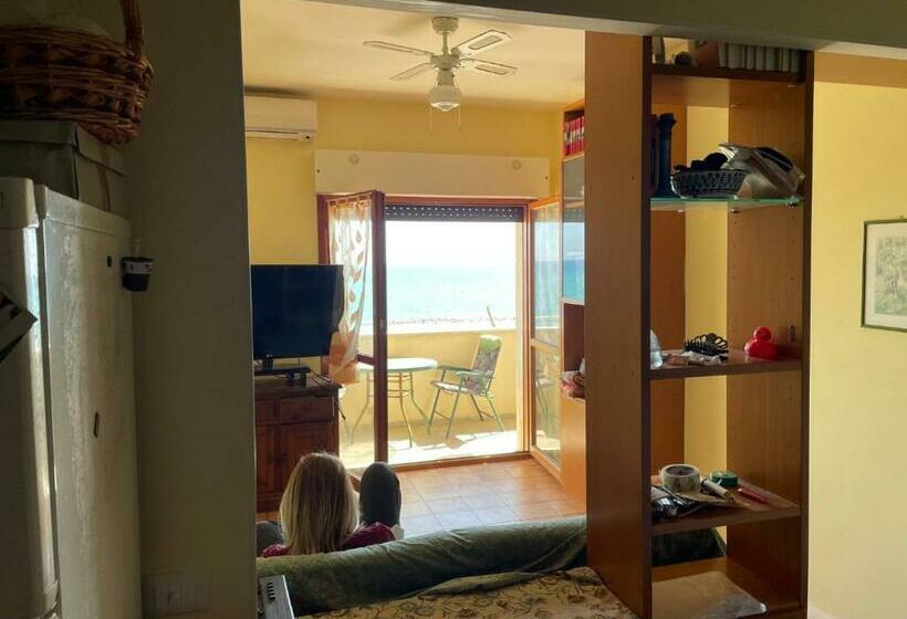 Accogliente Appartamento Vista Mare Nettuno