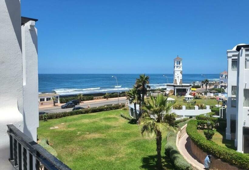 Appartement Spacieux Vue Sur Mer
