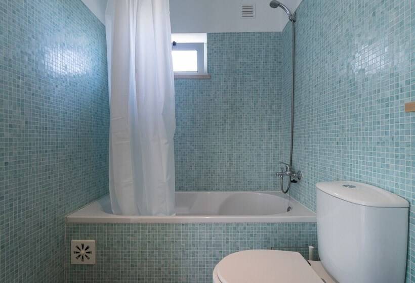 Beautiful Apartment With Terrace And A Pool