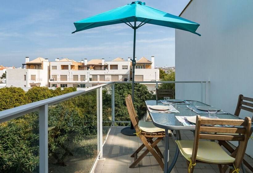 Beautiful Apartment With Terrace And A Pool