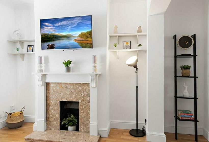 Church View By Staytor Accommodation