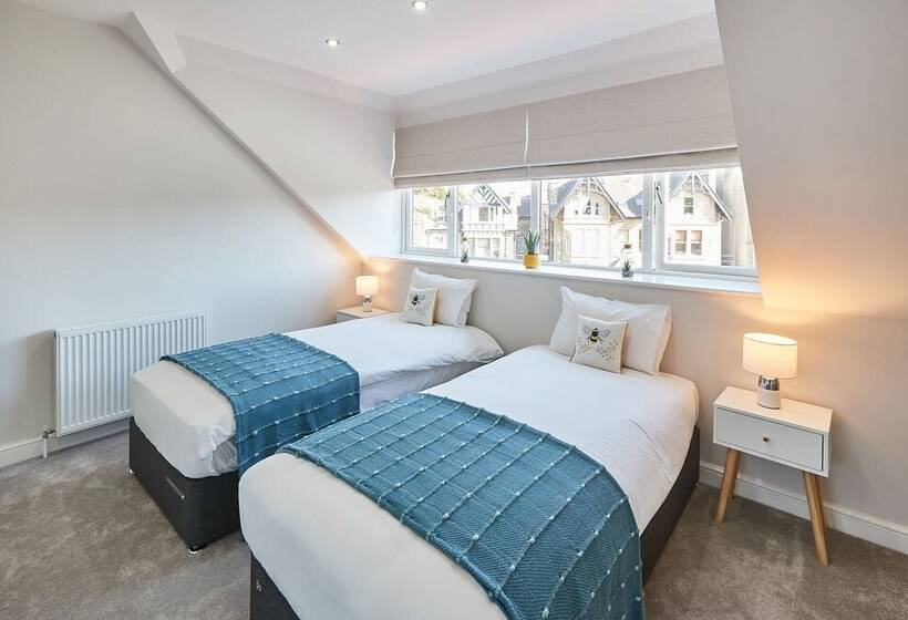 Host & Stay   The Loft @ The Regency