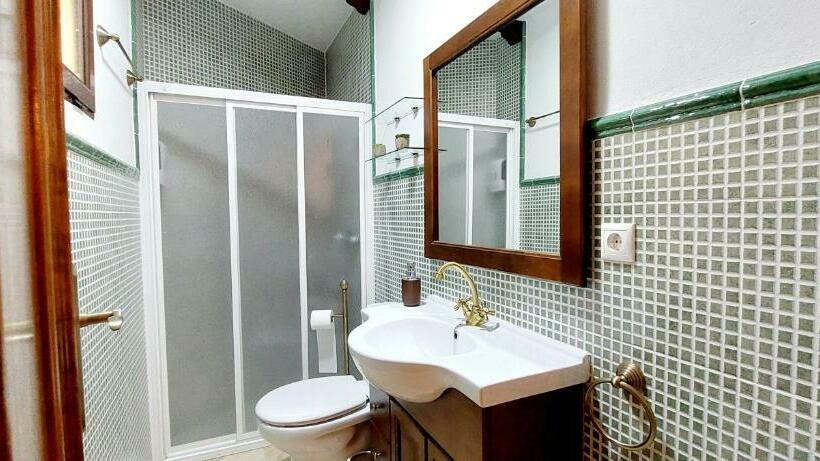 La Casita De Benatae El Conserje