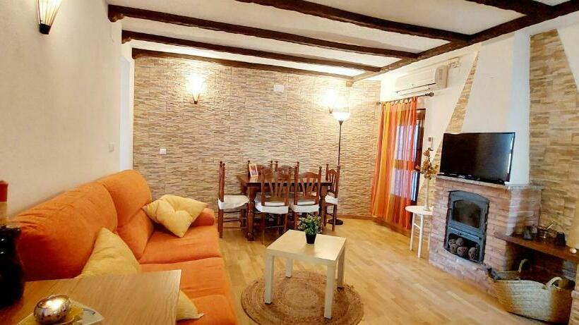 La Casita De Benatae El Conserje