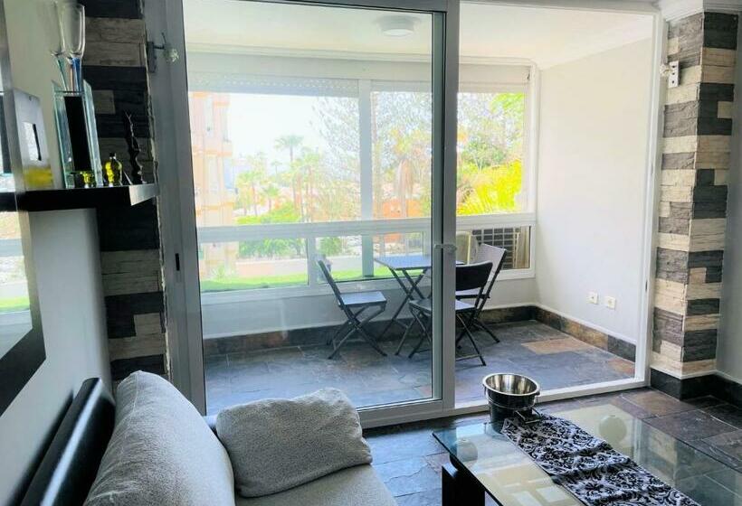 Lizards Lounge   Tanife Apartment Beim Yumbo