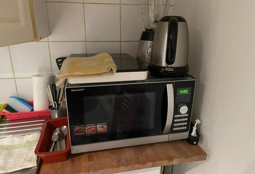 Maisonnette En Duplex 25 M2, Pantin Porte De Paris