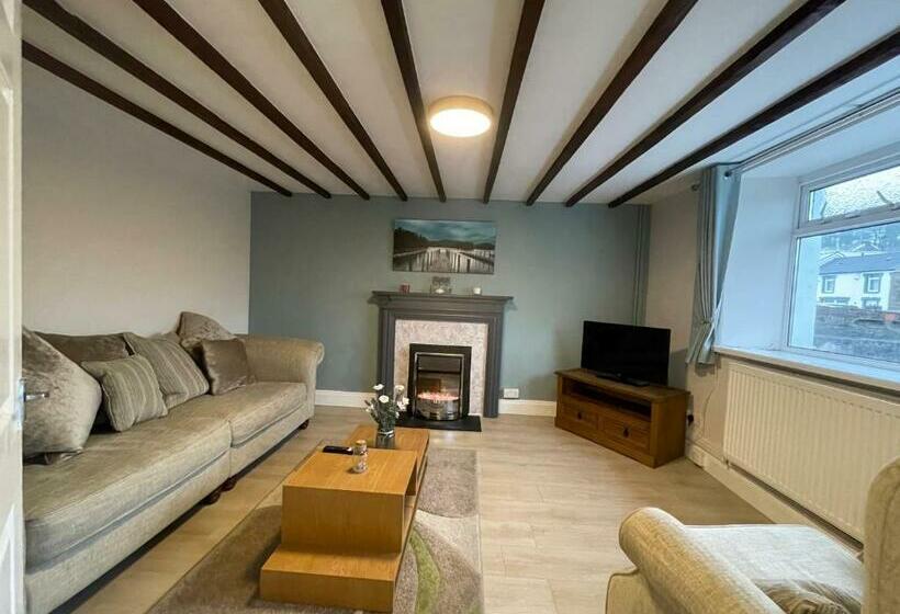 Miners Cottagenr. Brecon,tower Zip & Bike Pk