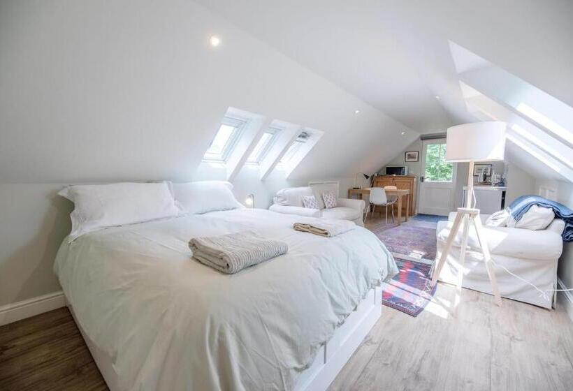 Poplar Farm Cartlodge, Earl Soham