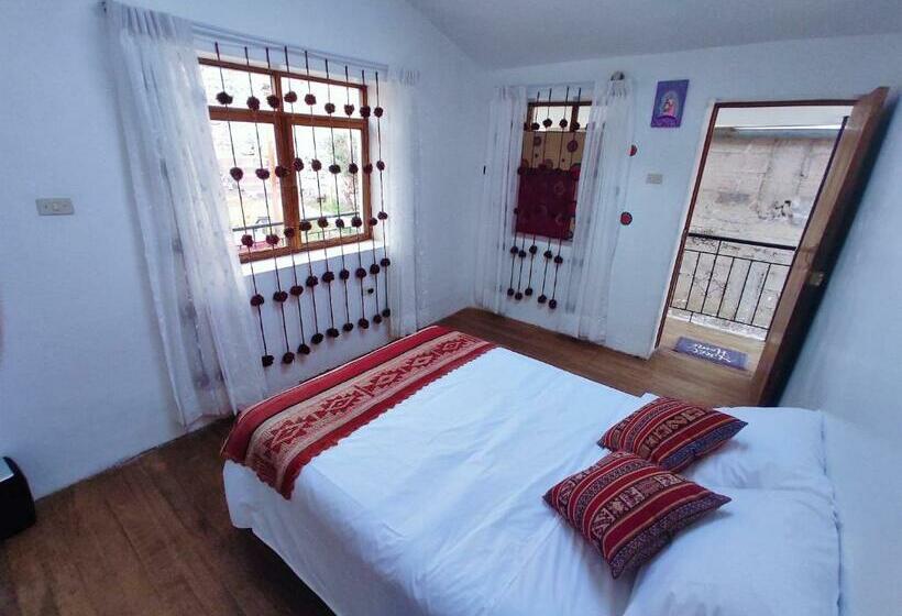 San Blas: Warm And Bright House With A Great View!