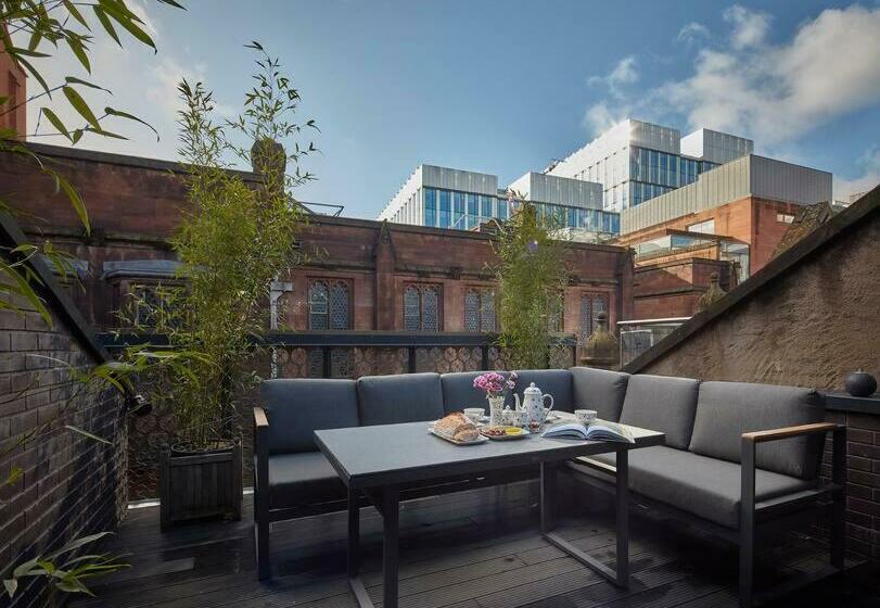 Stunning Luxury City Centre Townhouse With Hot Tub