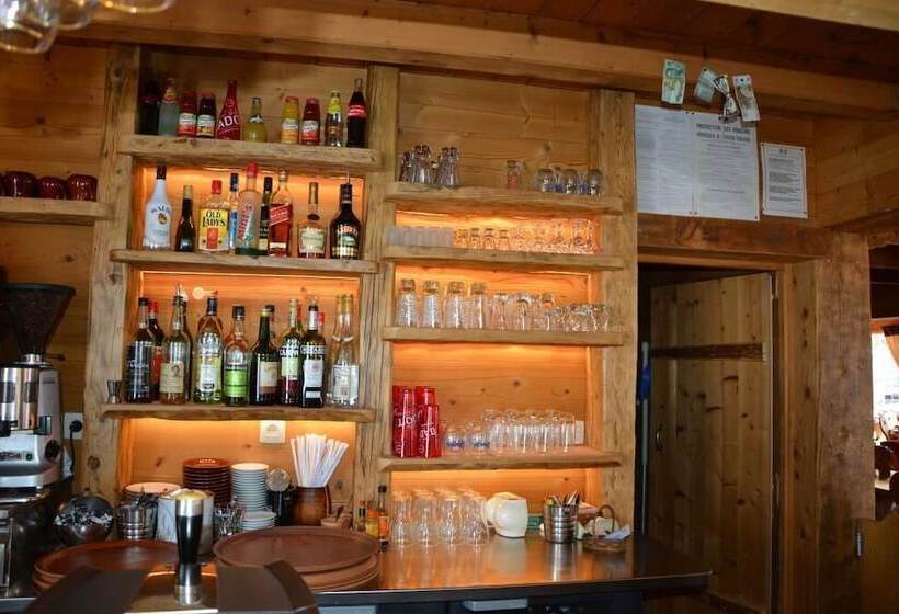 Apart Hotel & Spa La Destière