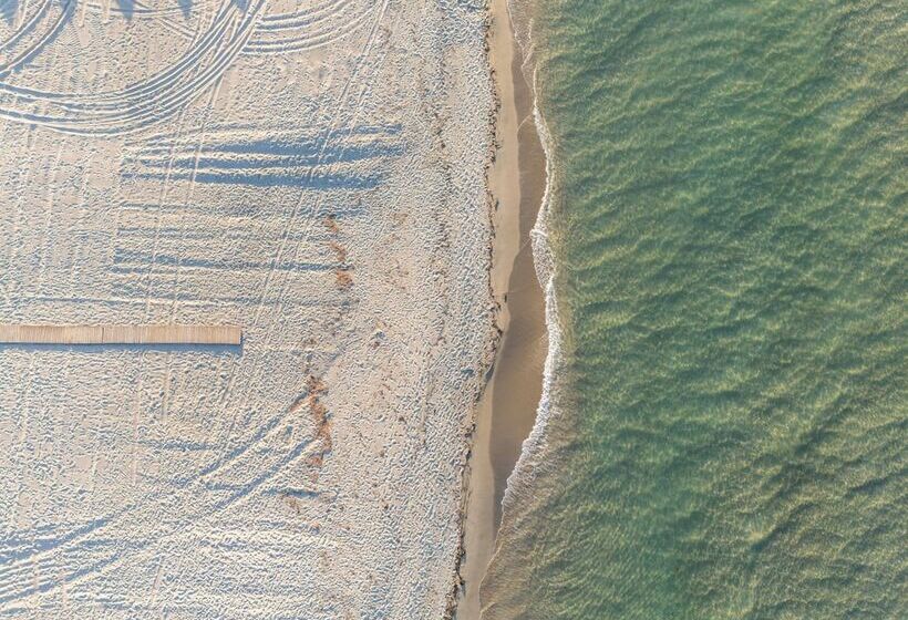 Eliza Hotel By Panel Hospitality