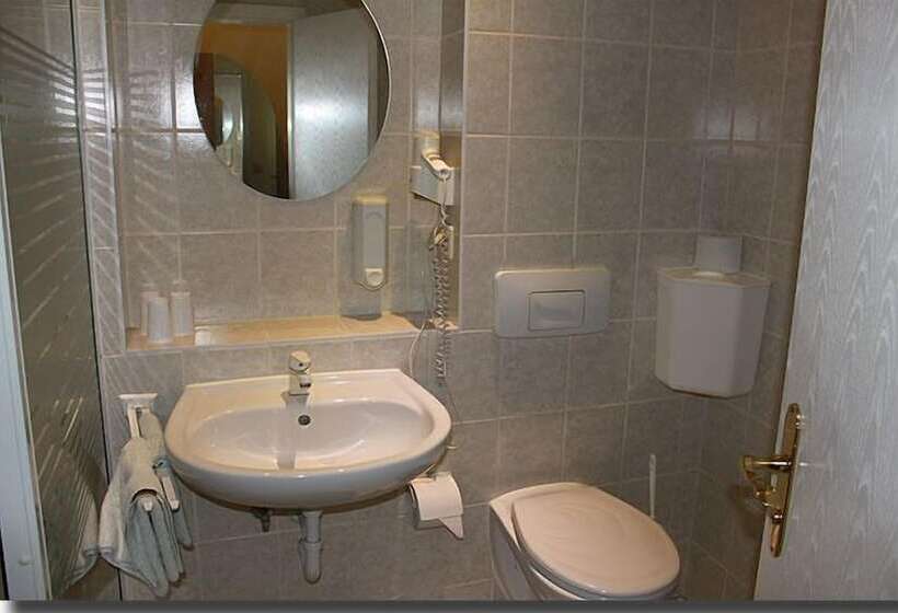 Gasthaus & Hotel Grünhof