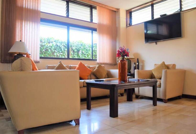 פונדק Murali   Cerca Del Aeropuerto De Guayaquil