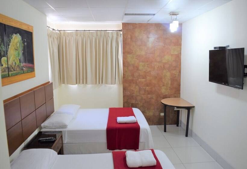 פונדק Murali   Cerca Del Aeropuerto De Guayaquil