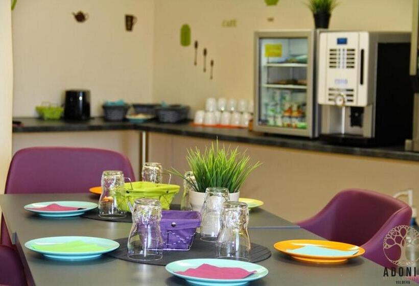 فندق Adonis Valberg