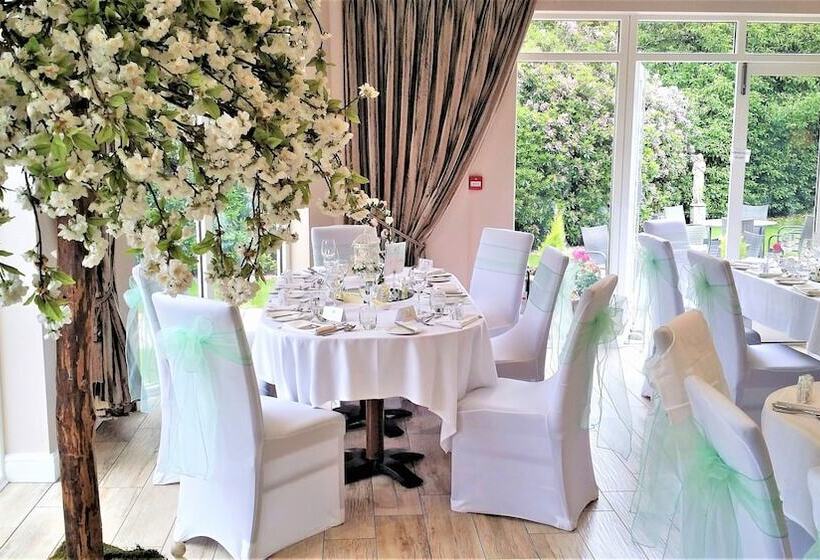 فندق Astley Bank