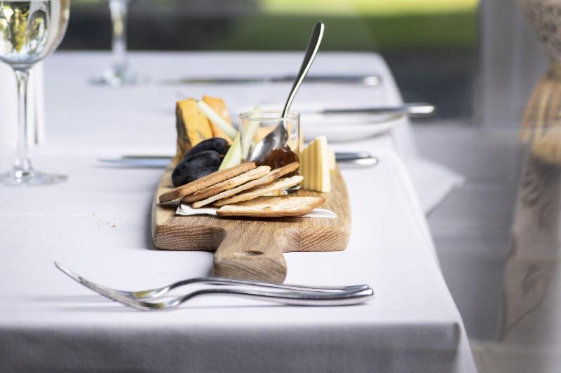 فندق Astley Bank