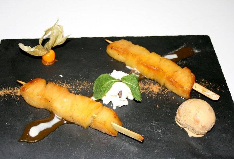 호텔 Logis Hôtel Auberge De L Etang