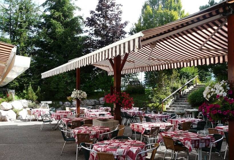 ホテル Auberge Des Montauds