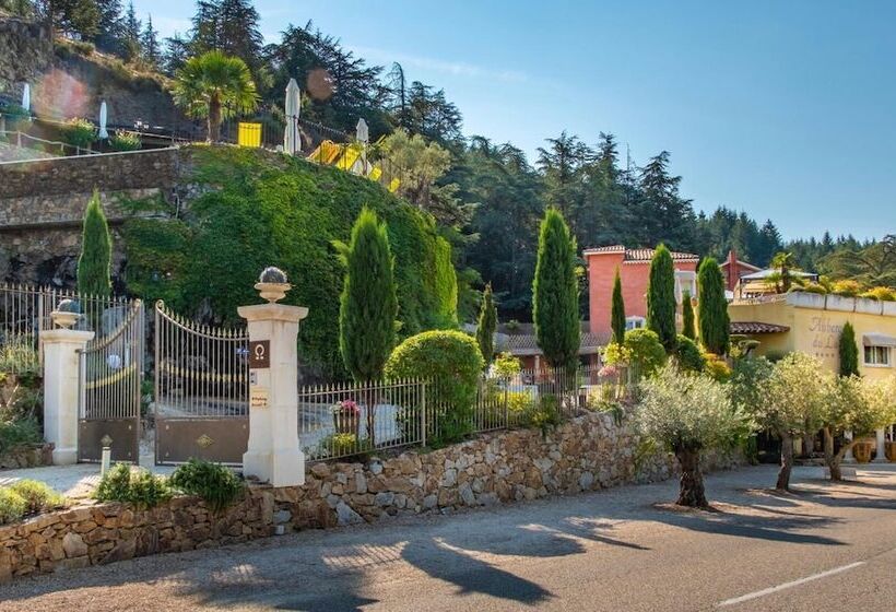 ホテル Auberge Du Lac