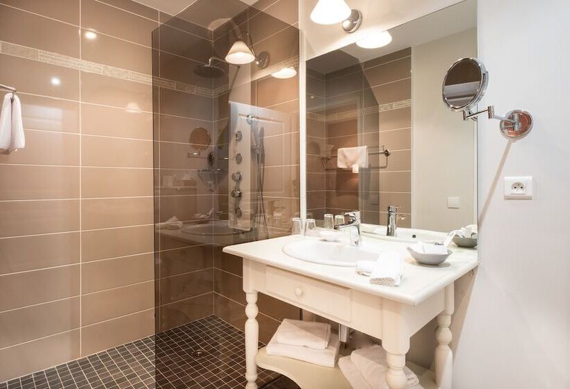 ホテル Auberge Du Lac