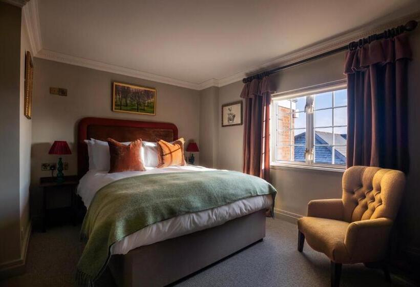 בית מלון כפרי Bedford Arms