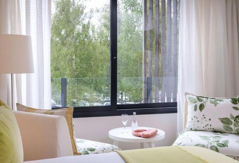 בית מלון כפרי Best Western Plus Le Roi Arthur Hôtel & Spa