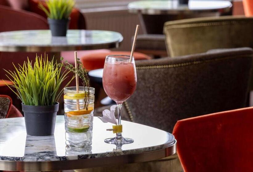 בית מלון כפרי Best Western Plus Le Roi Arthur Hôtel & Spa