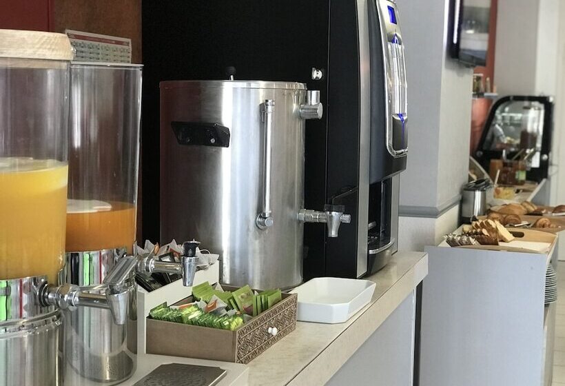 בית מלון כפרי Calme Des Pins Hôtel Piscine & Spa