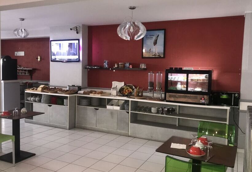 בית מלון כפרי Calme Des Pins Hôtel Piscine & Spa