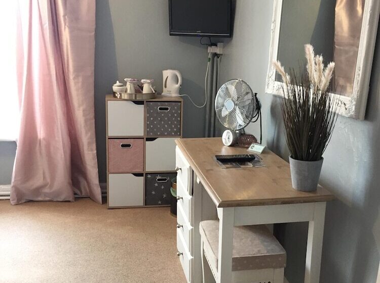 酒店 Castle Lodge Wilton