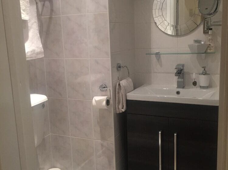 酒店 Castle Lodge Wilton