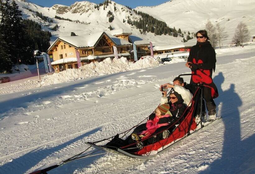 בית מלון כפרי Les Roches 1500