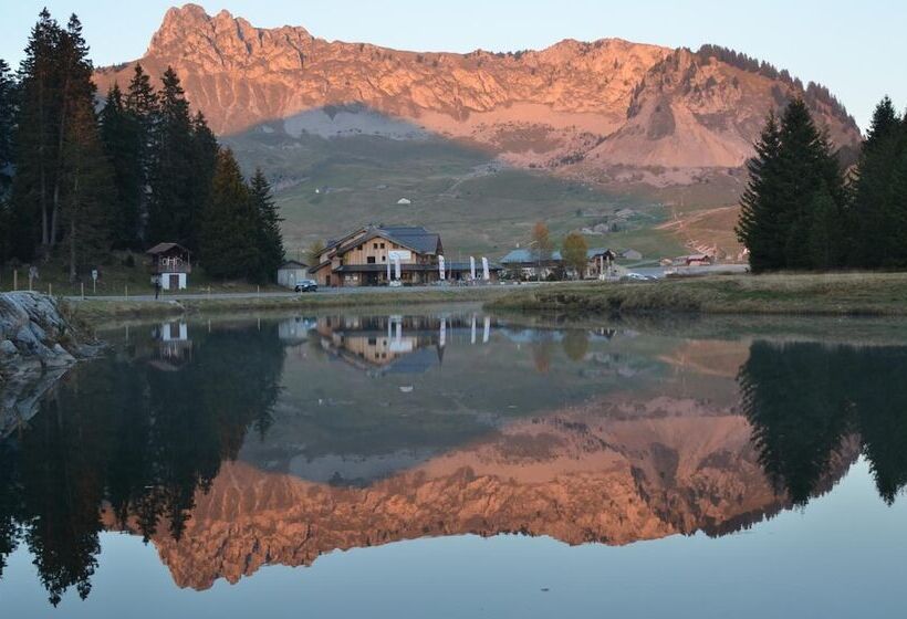 בית מלון כפרי Les Roches 1500