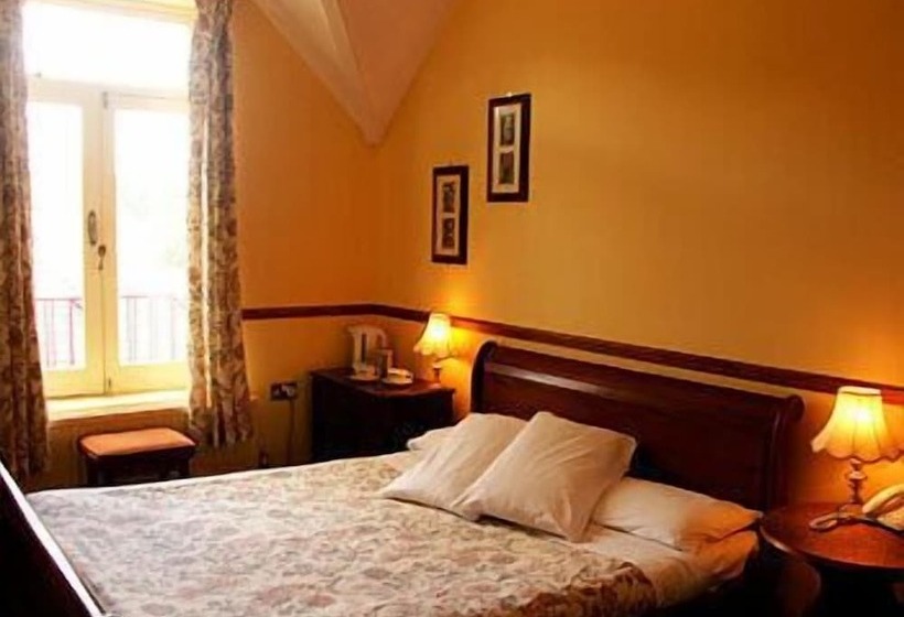 فندق Chequers Inn