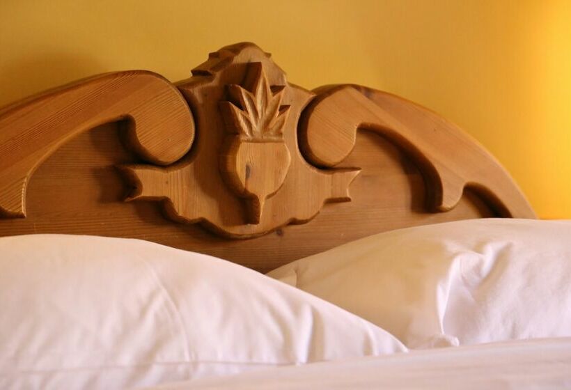 فندق Chequers Inn