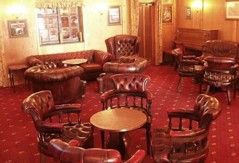 فندق Chequers Inn