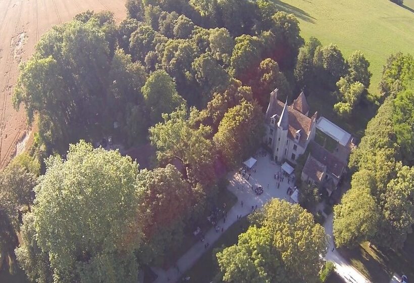 בית מלון כפרי Château   Hôtel Le Sallay