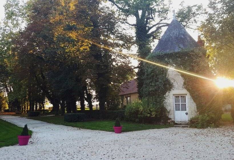 בית מלון כפרי Château   Hôtel Le Sallay