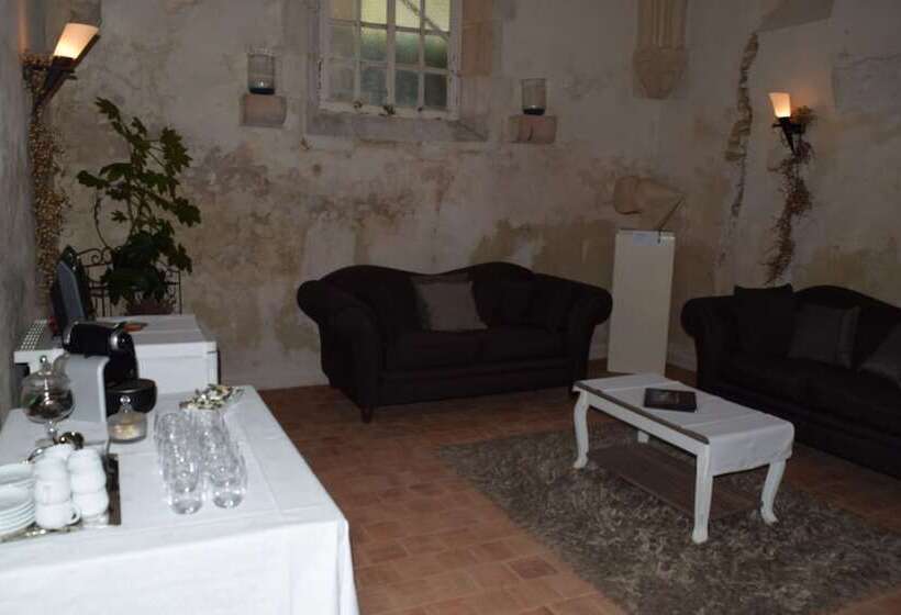 בית מלון כפרי Château   Hôtel Le Sallay