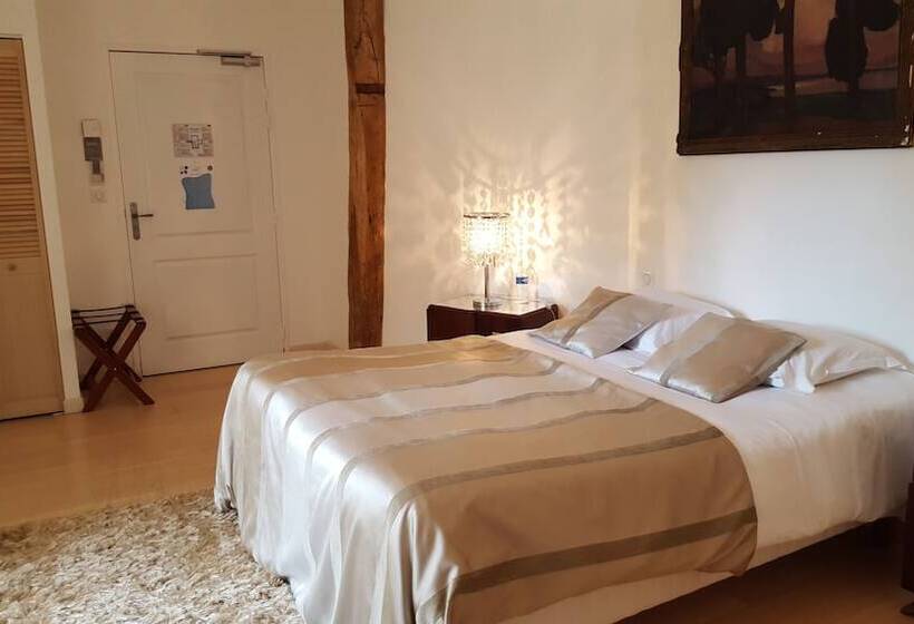 בית מלון כפרי Château   Hôtel Le Sallay