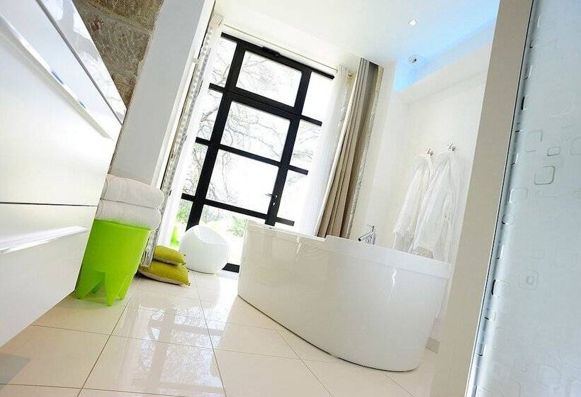 Отель Château Clément Teritoria