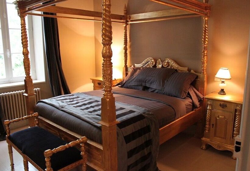 ホテル Château De Lavail