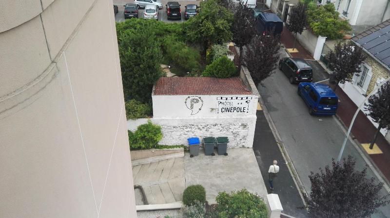 호텔 Hôtel Cinépole   Proche Paris