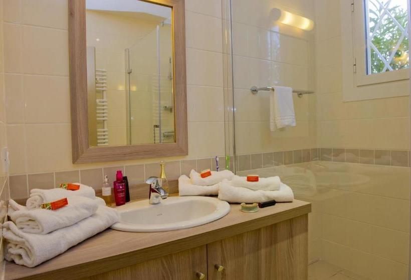 ホテル Club Vacanciel Roquebrune