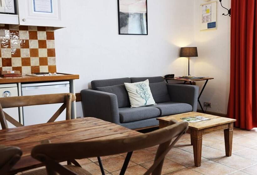 éco Domaine La Fontaine Hotel Spa & Résidence