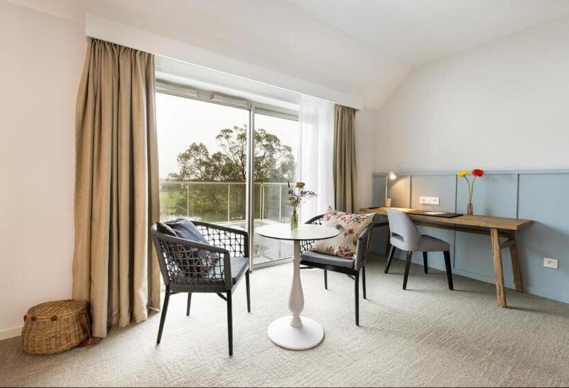 éco Domaine La Fontaine Hotel Spa & Résidence